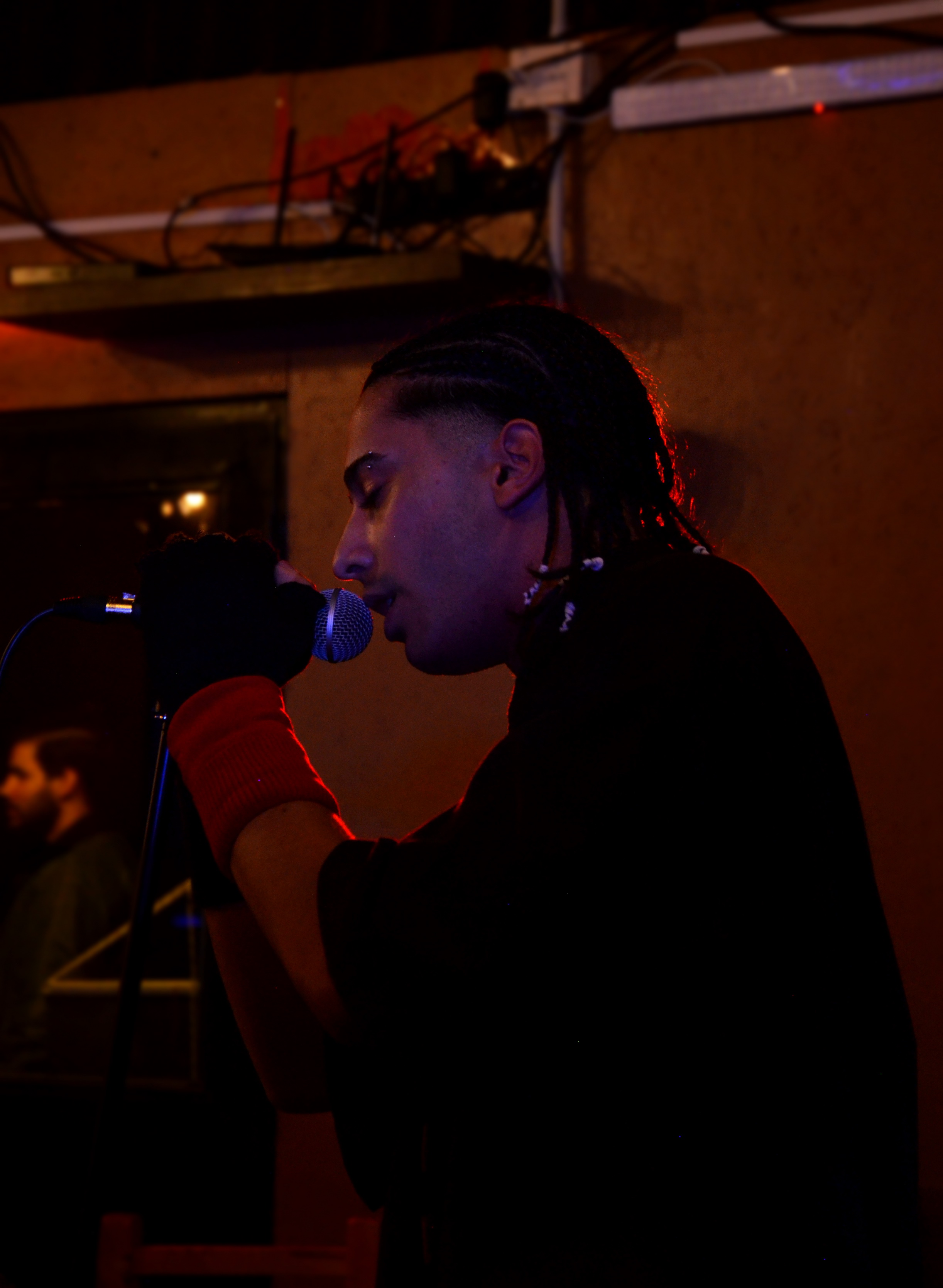 Bajo rojo en primer plano